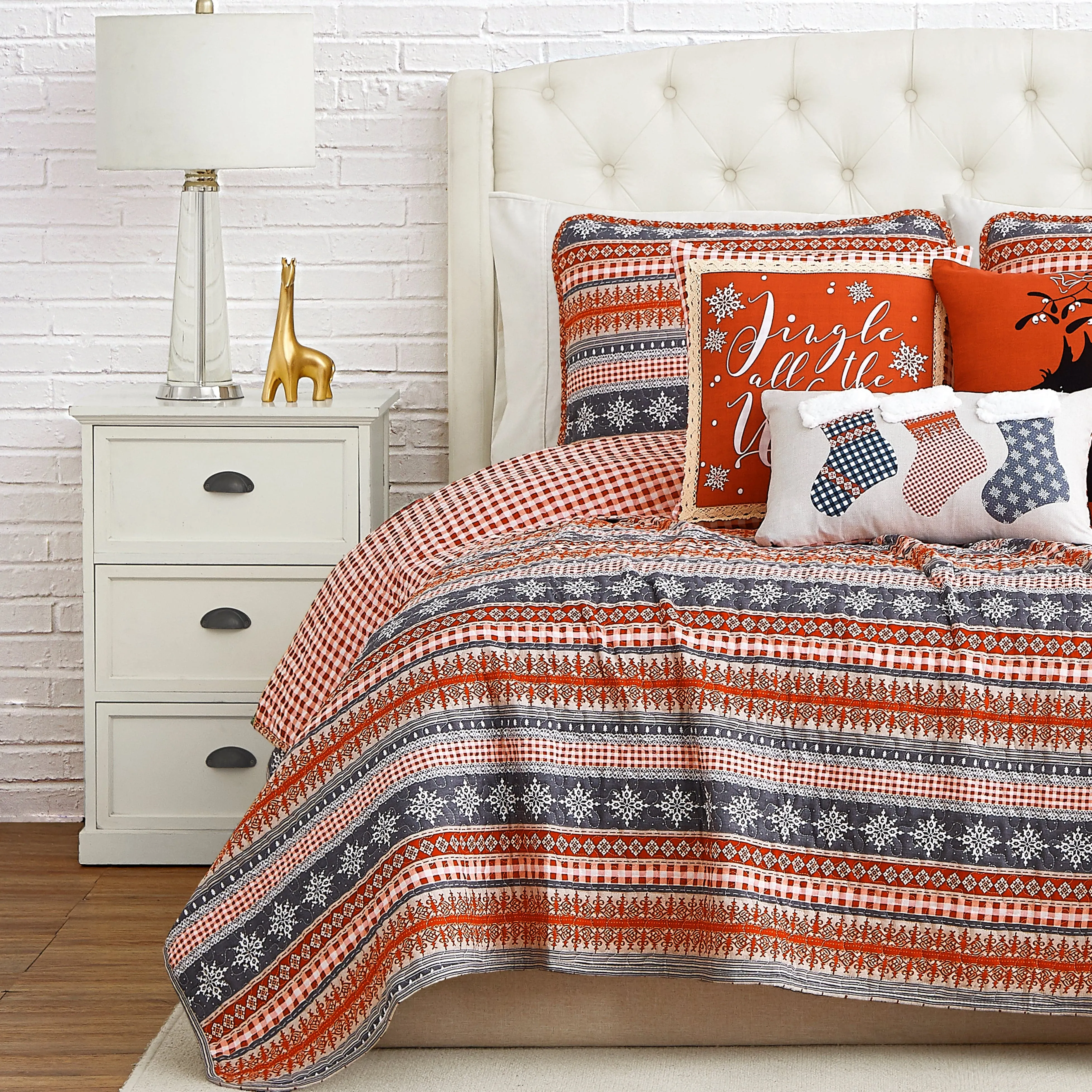 Cozy Cottage 6-Piece Quilt Bedding Set