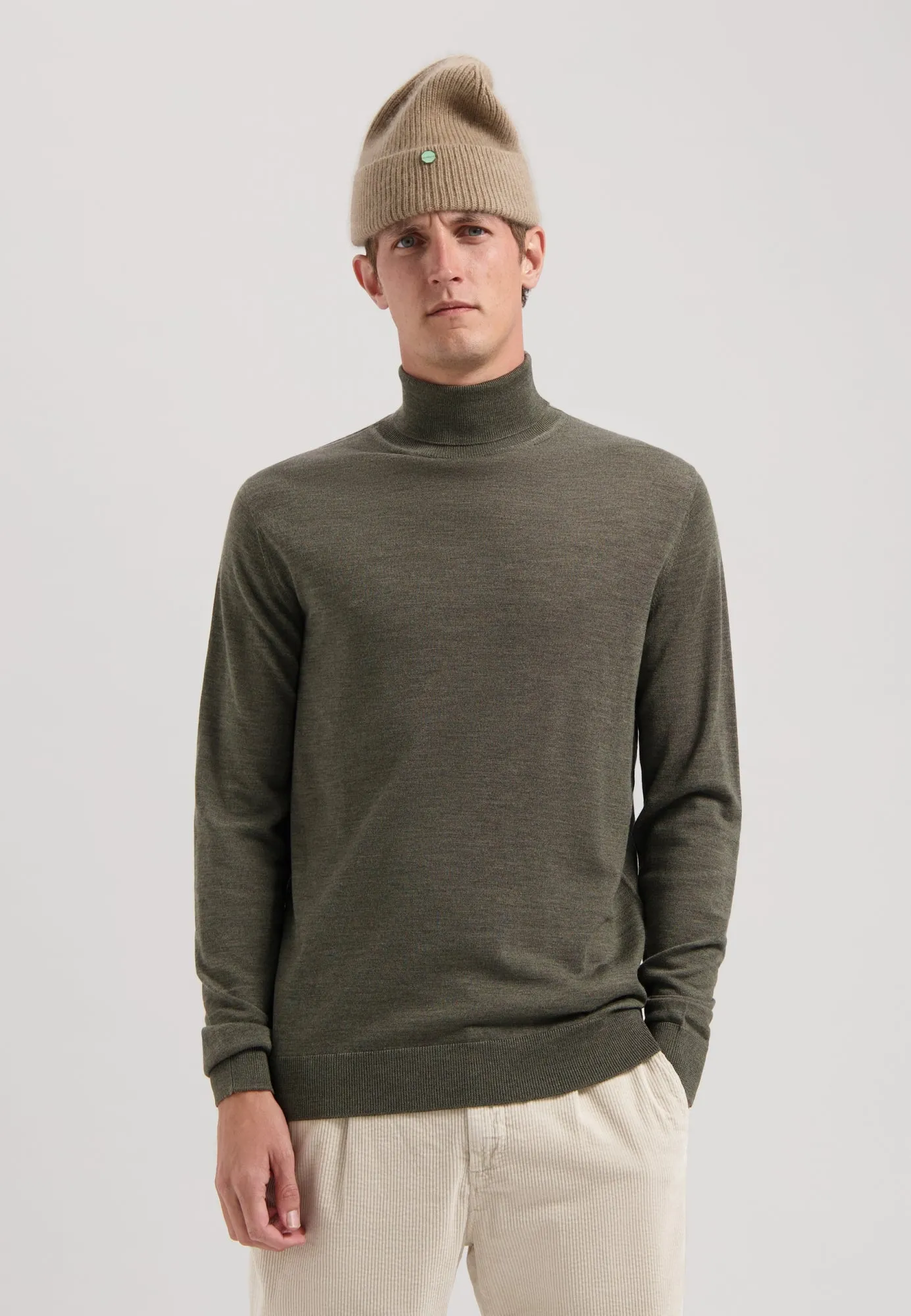 Destin Turtleneck