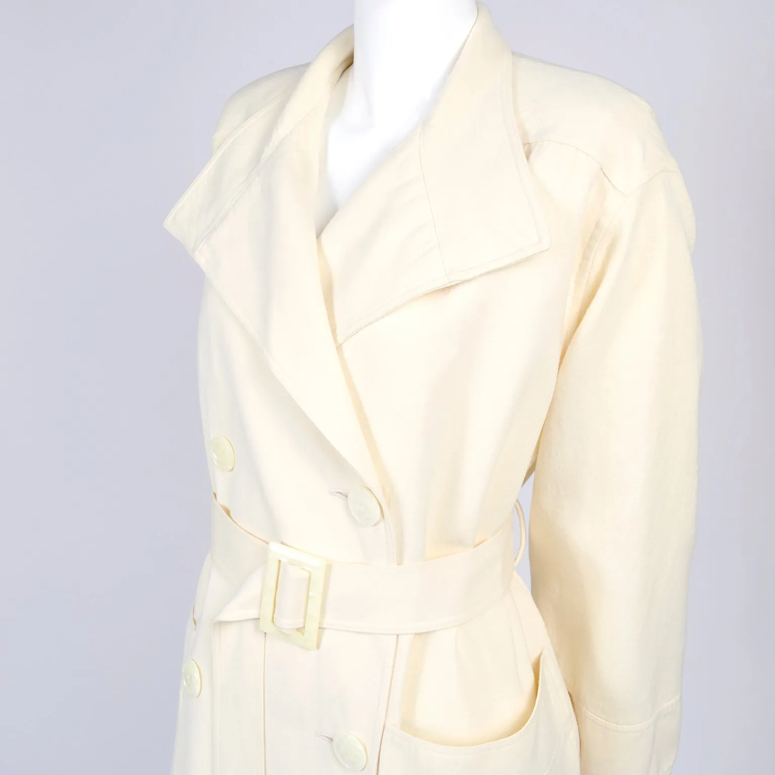 Vintage Valentino Cream Wool Trench Coat With Belt Size 6