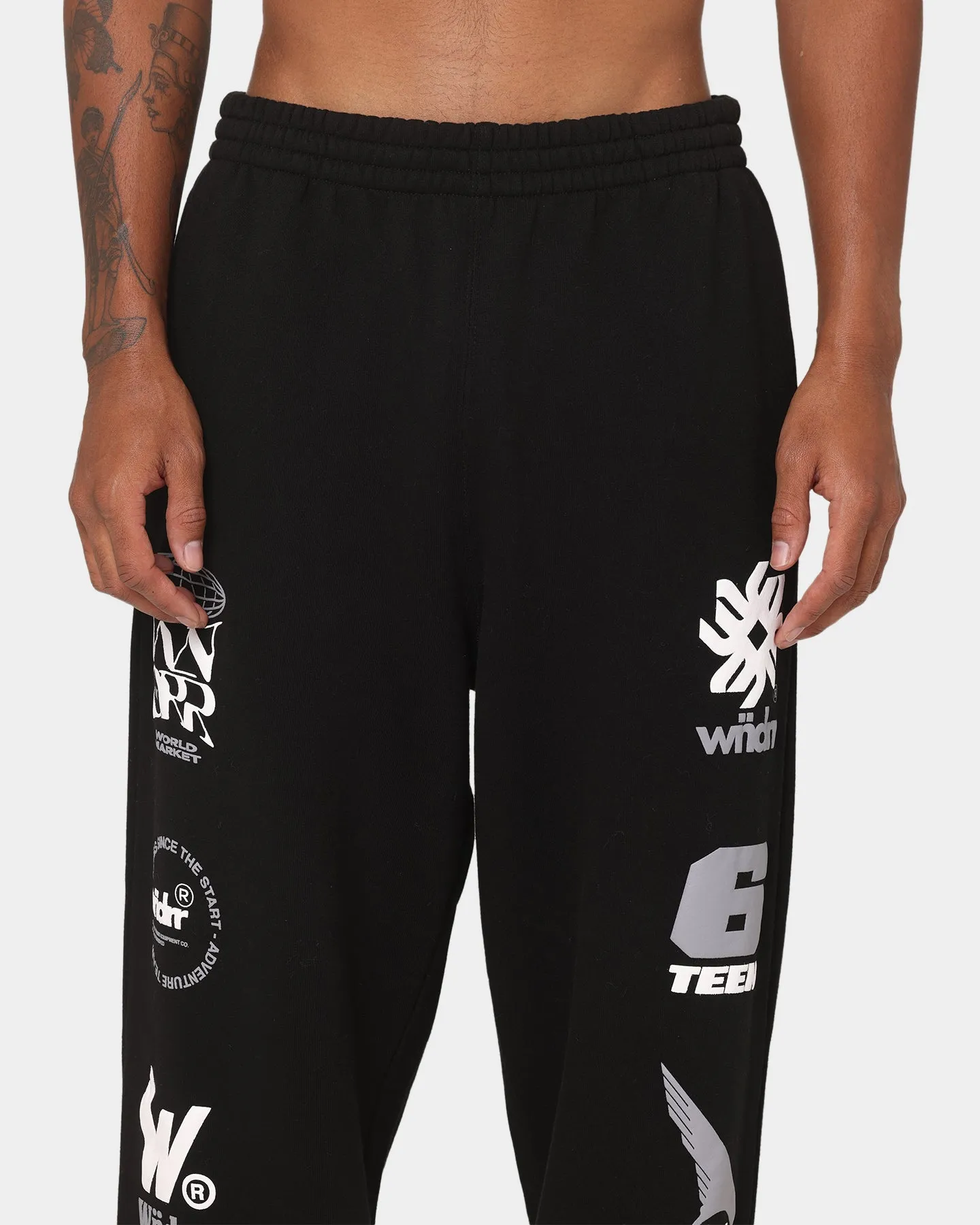 WNDRR Market Track Pants Black